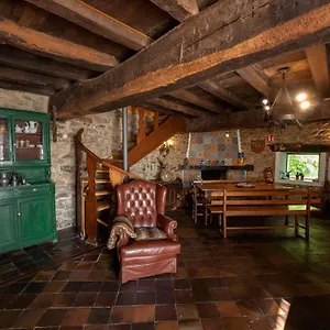 https://mujika-etxea.basquecountryhotels.org
