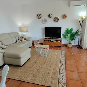https://apt-mh.hotelsinnerja.org